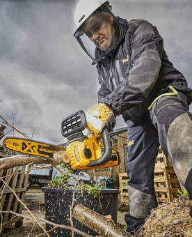 Пила цепная аккумуляторная DeWalt DCM 565 N-XJ