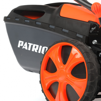 Комплект газонокосилка бензиновая Patriot PT 47 LS и триммер PT320  512109034