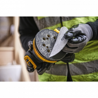 Эксцентриковая шлифмашина DeWalt DCW 210 N