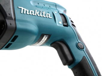 Перфоратор Makita HR 2460