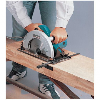 Пила циркулярная Makita N 5900 B