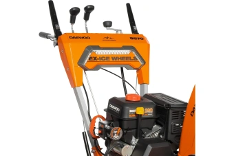 Бензиновый снегоуборщик DAEWOO DAST 8570 (LCT)