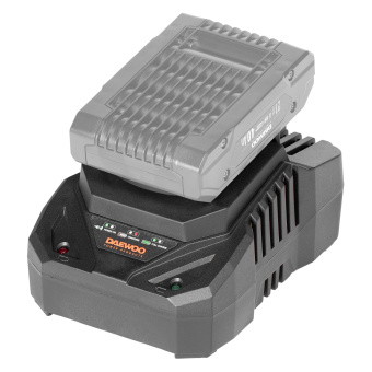 Устройство зарядное универсальное DAEWOO DACH 4021Li 220В, 21В, 4,0 А