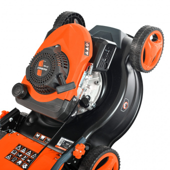 Газонокосилка бензиновая PATRIOT PT 400   512109400
