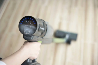 Пылесос беспроводной вертикальный аккум. Greenworks G24SVK4  4700607UB