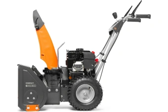 Бензиновый снегоуборщик DAEWOO S 6060 с шипов. колесами