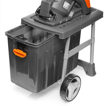 Измельчитель DAEWOO DSR 2750E (2500Вт, макс. диаметр веток 45мм, 3 ножа, 16кг)