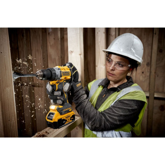 Шуруповерт DeWalt DCD 800P2T-QW 