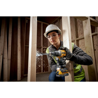 Шуруповерт DeWalt DCD 805E1T-QW 